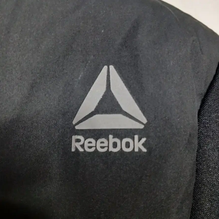 Reebok 리복 여성용 다운 경량 스윙 패딩 90 사이즈