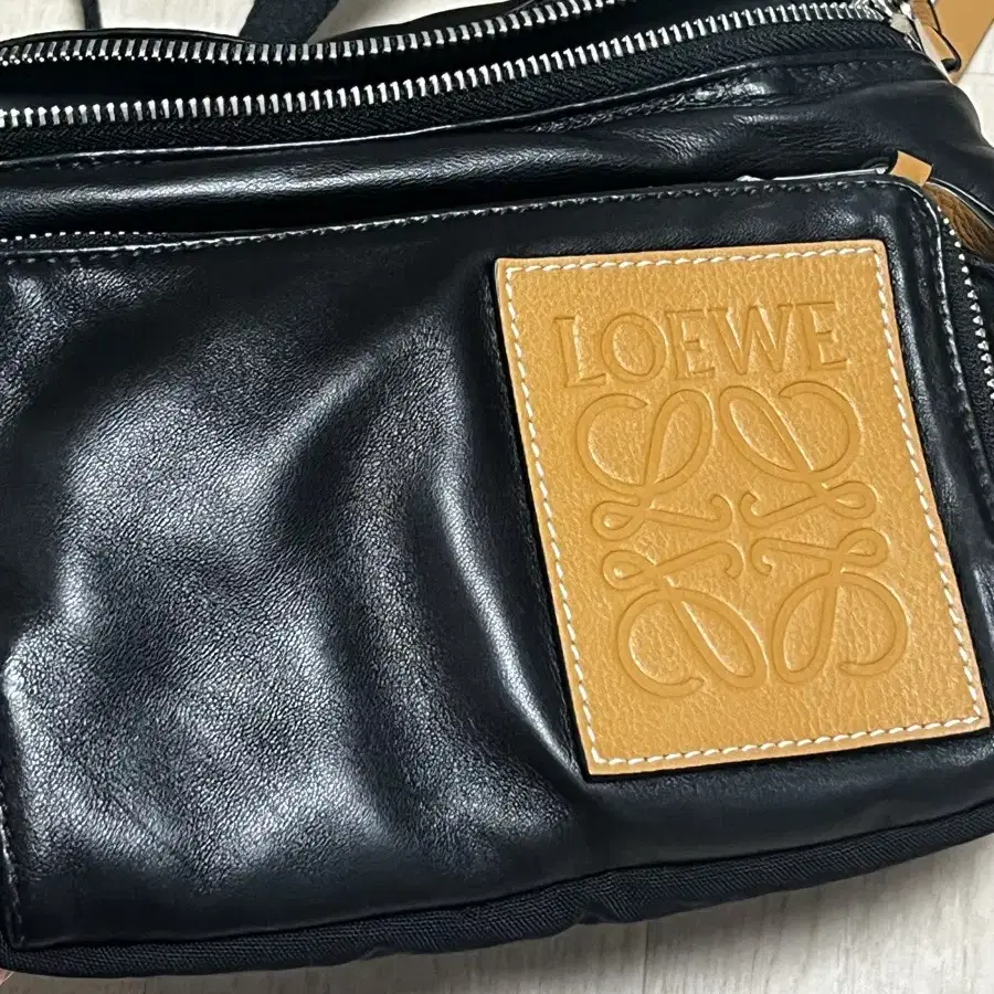 로에베 loewe 힙색