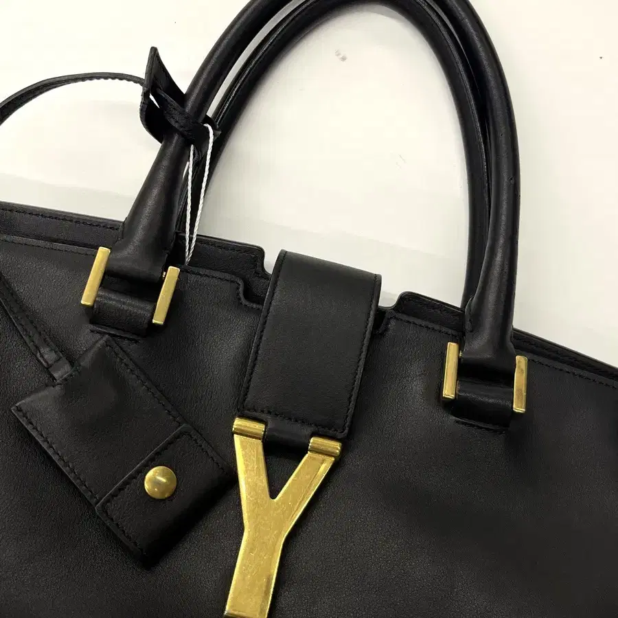 Saint Lauren YSL 생로랑 뉴 카바시크 토트백 블랙