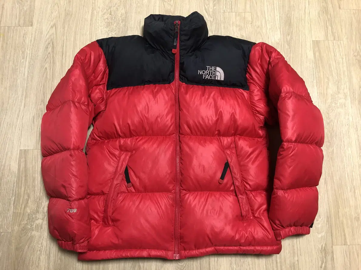 [S] The North Face 700 Nopsi Down Jacket Red 2