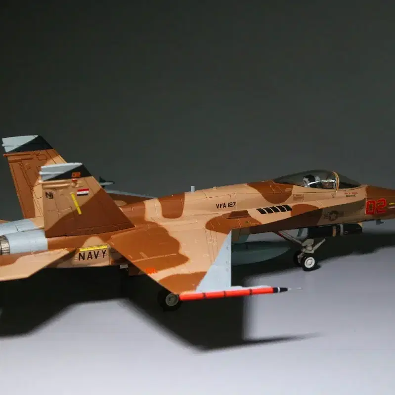 1/72 미해군 F-18 호넷 전투기모형