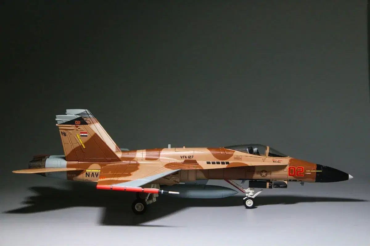 1/72 미해군 F-18 호넷 전투기모형