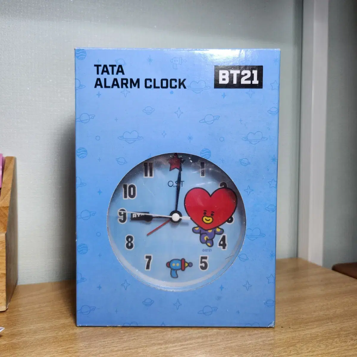 BT21 x OST 타타 탁상시계 팝니다