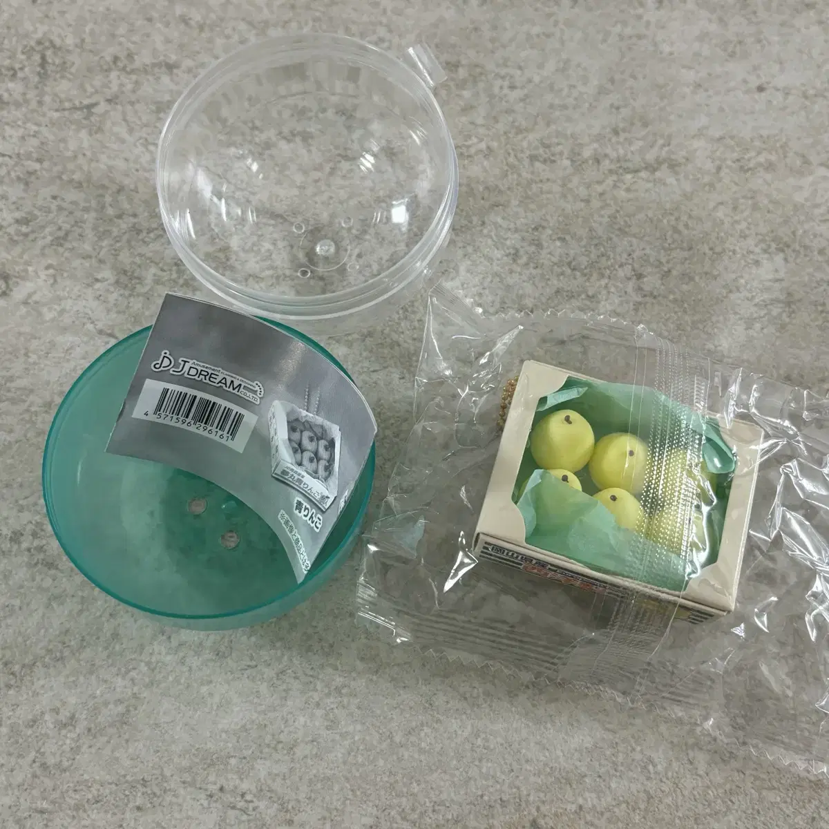 Fruit Crate Miniature Gacha (Pear)