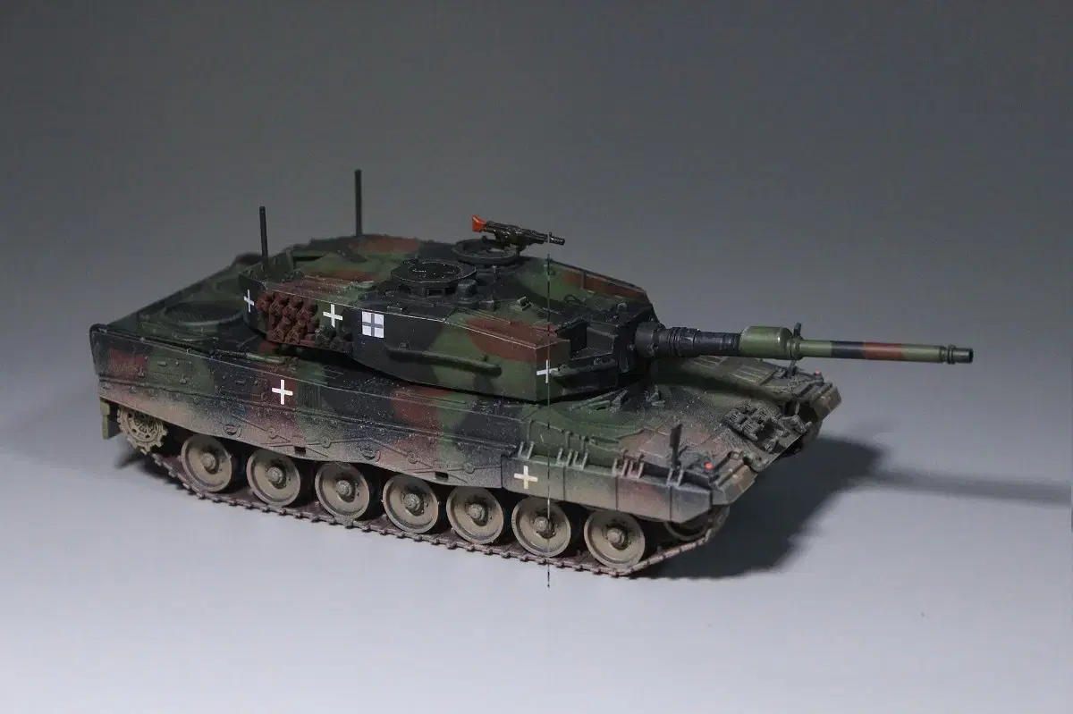 1/72 우크라이나 육군 레오파드2A4 탱크모형