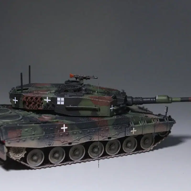 1/72 우크라이나 육군 레오파드2A4 탱크모형