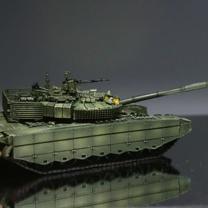 1/72 러시아육군 T-80BVM 탱크모형