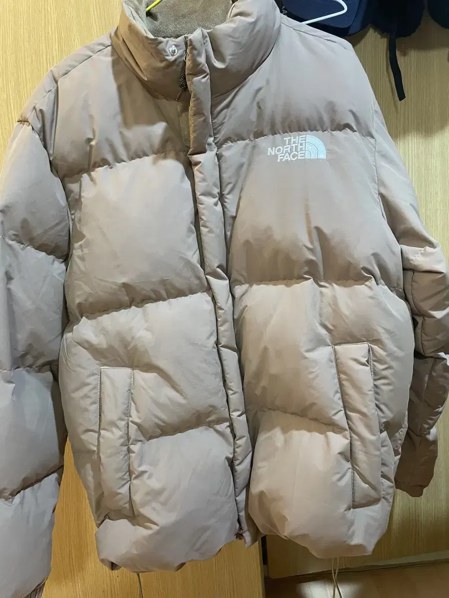 Quick sale) The North Face Brown Large Size New in Box