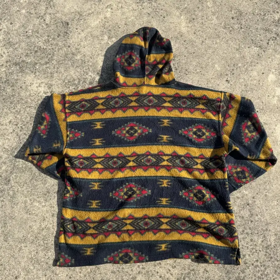 90s aztec fleece hoodie