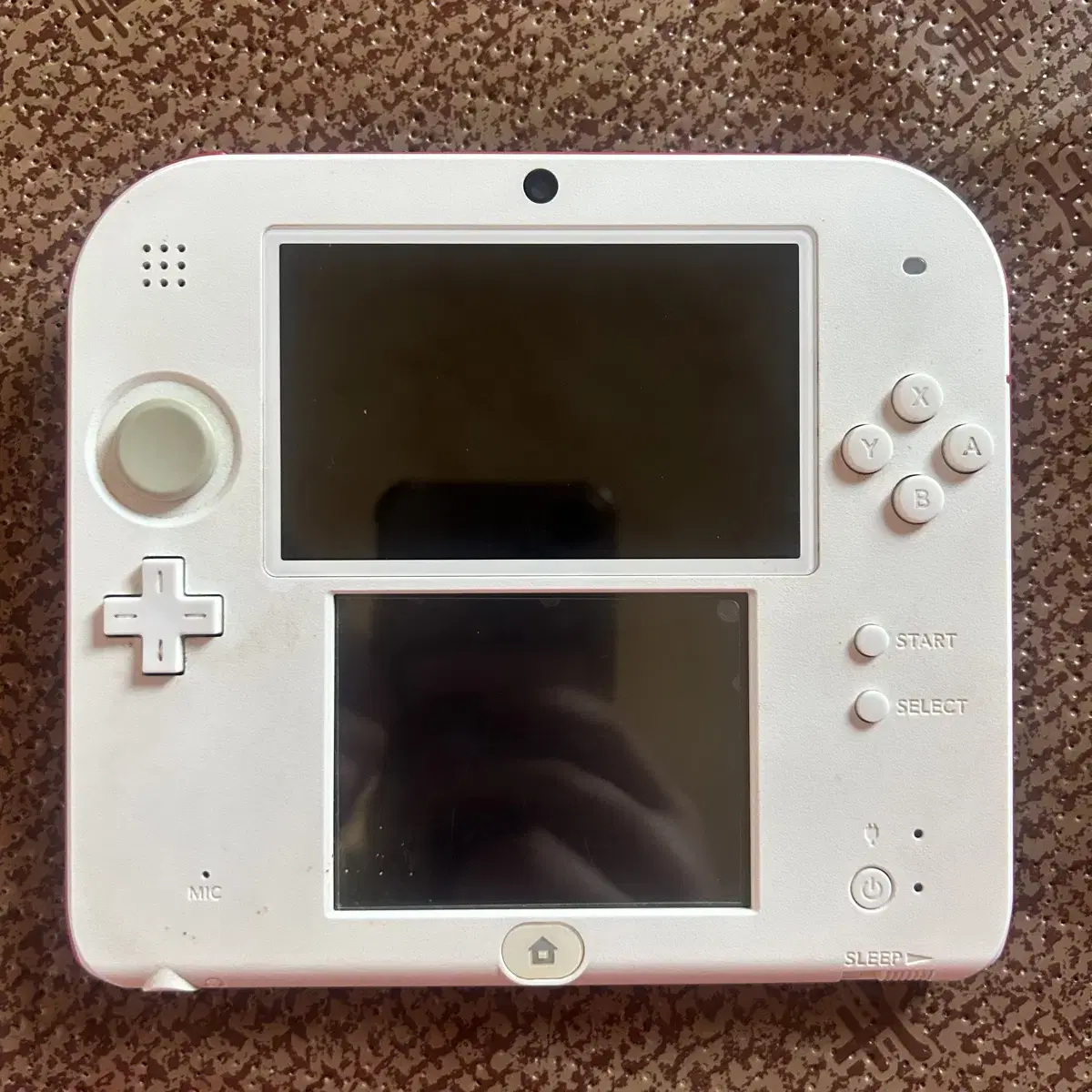 닌텐도 2DS 화이트