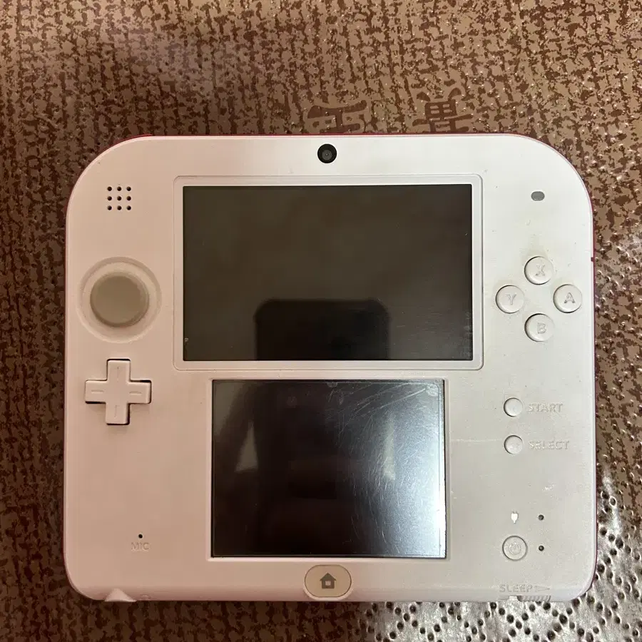 닌텐도 2DS 화이트