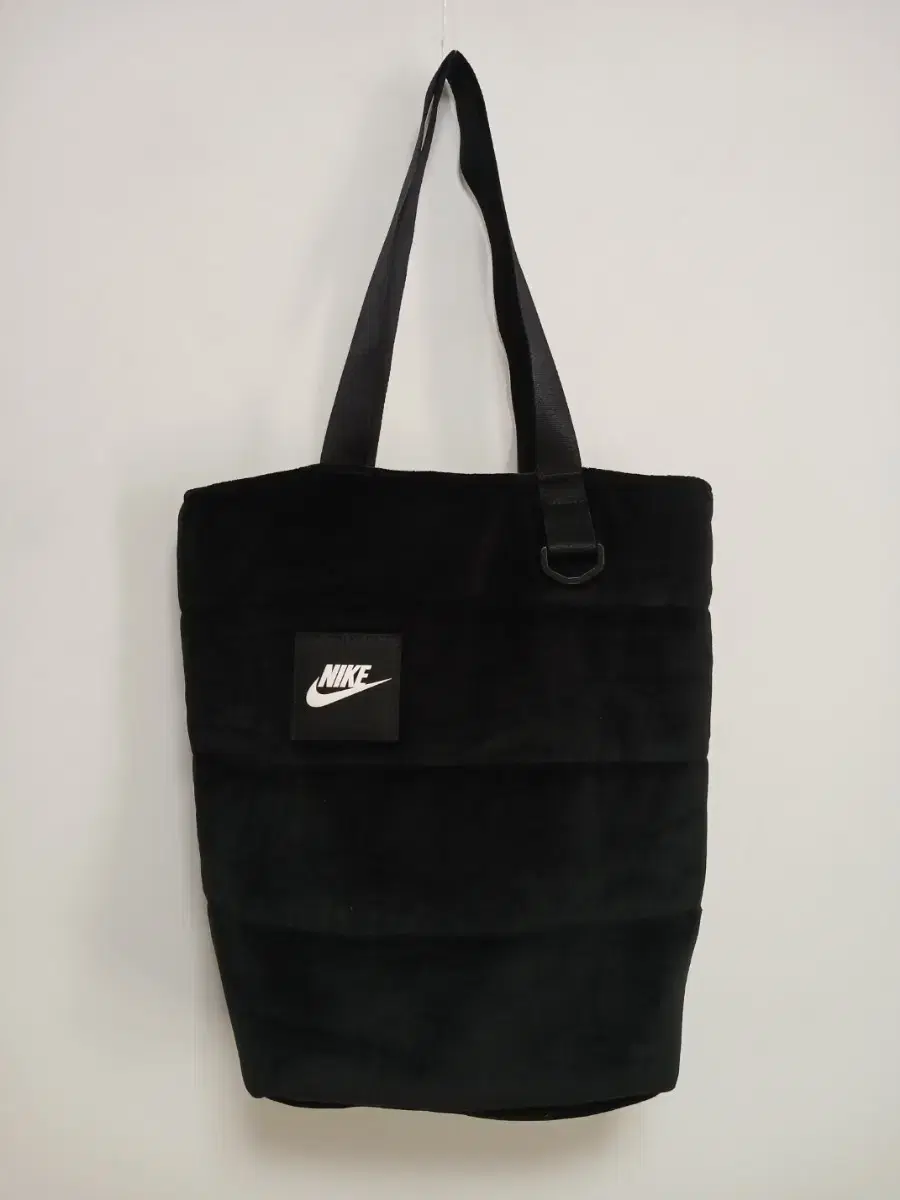 Nike Velvet Padded Reversible Shoulder Bag