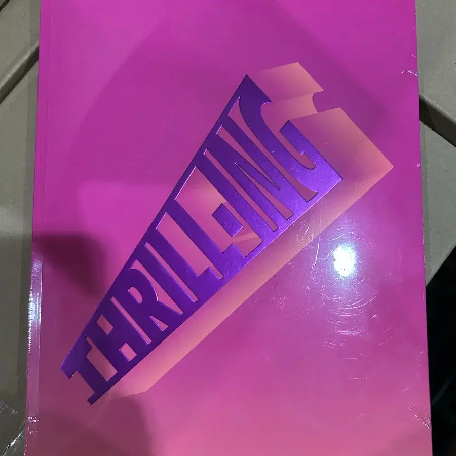 더보이즈 미니6집 앨범 THRILL-ING