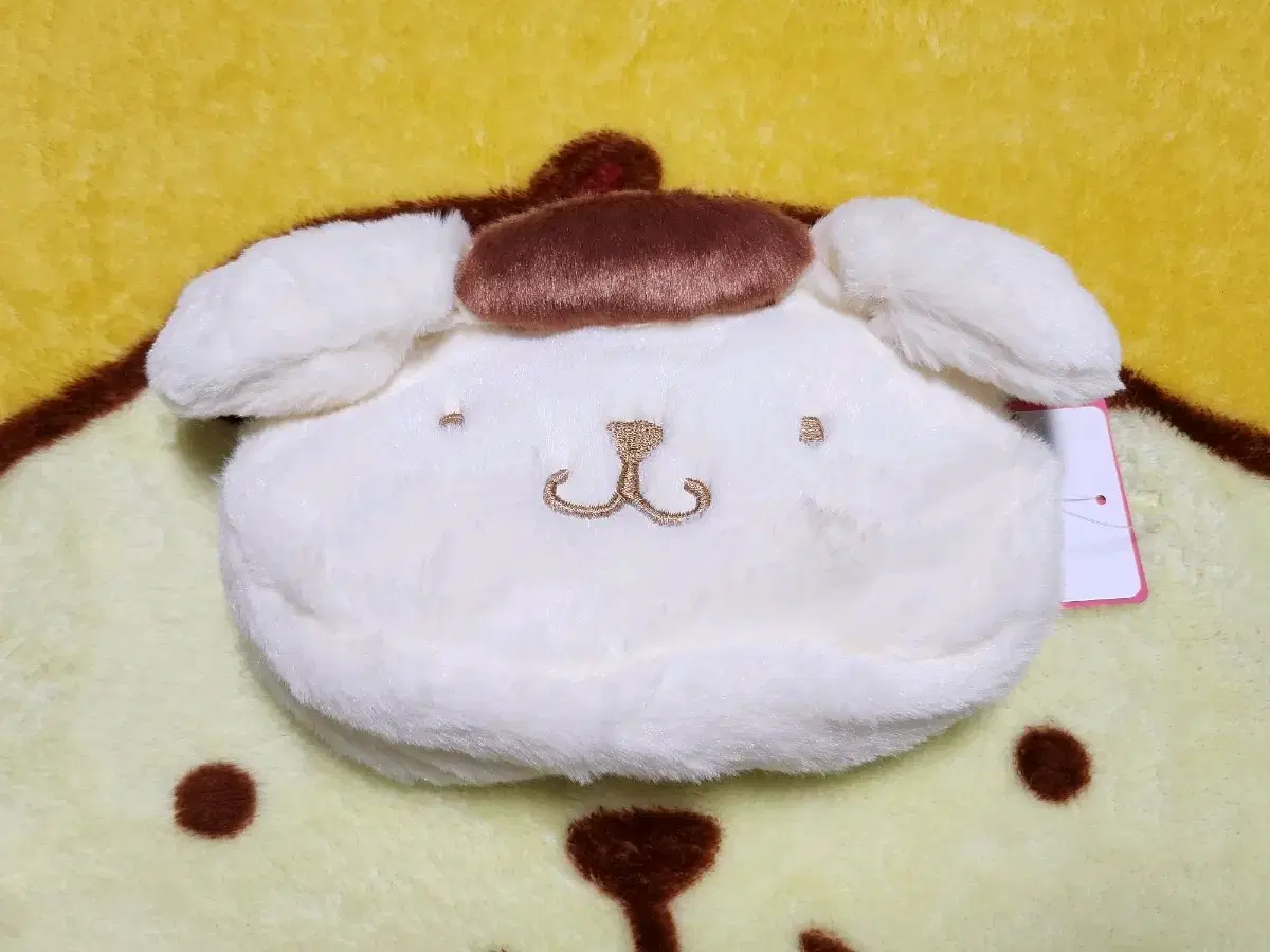 Pompompurin huwahuwa pow