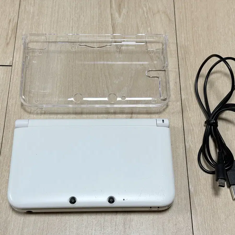 닌텐도 3DS XL 화이트 본체(수리 필요)