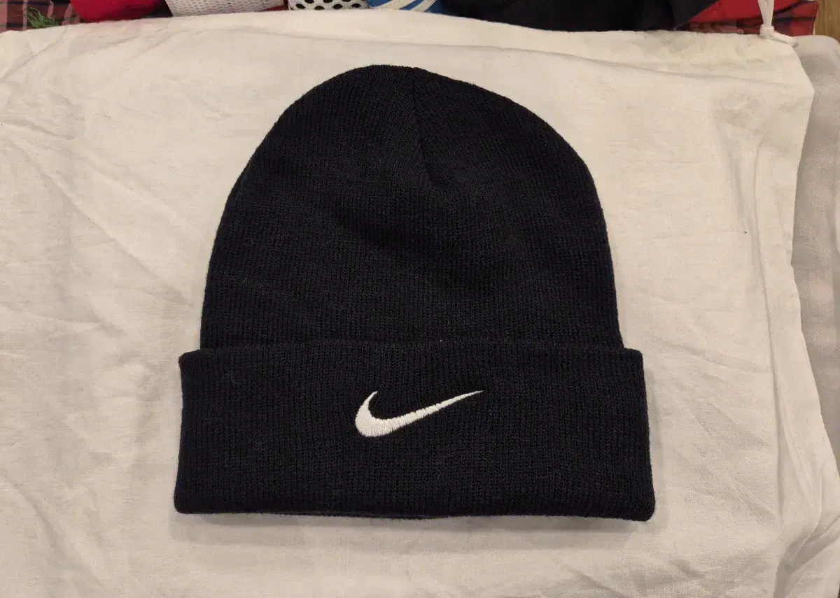 00s Nike Swoosh Logo Beanie