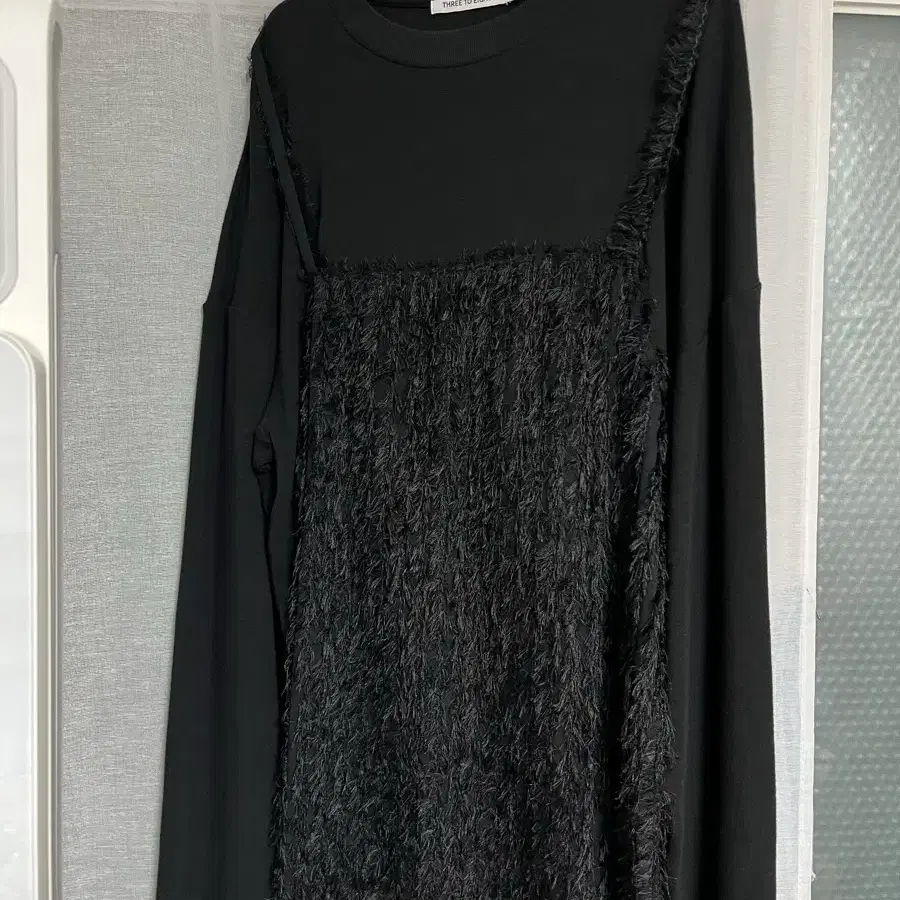 쓰리투에이티 Slip Layered Top (Black)