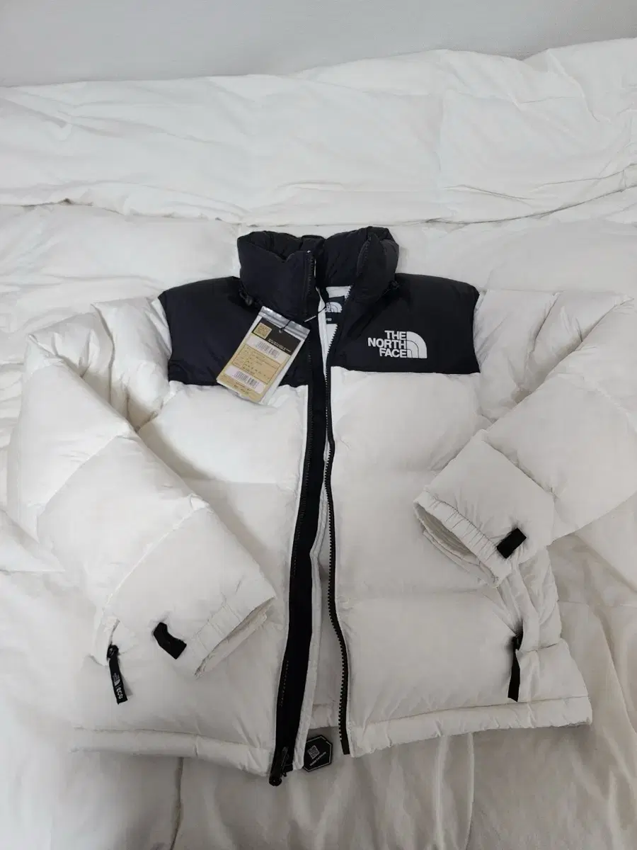 Quick sale Gonghome Out of stock 1996 Eco Knopsie Jacket S/90 White