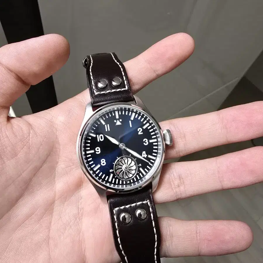 Hroudland 터빈빅파일럿 43mm