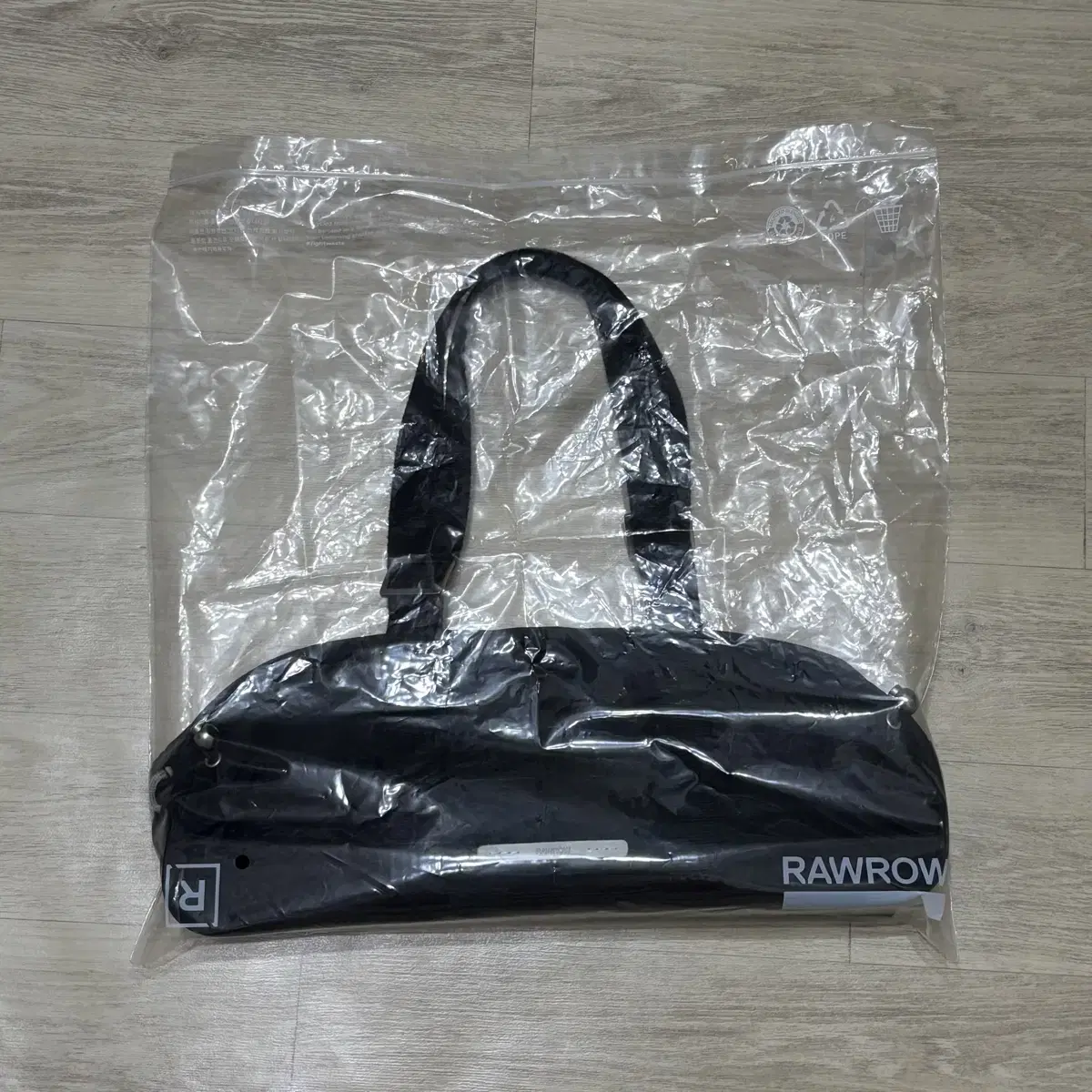 [Unsealed] Rawrow Lowrow Layered String Bowling Tote Bag Black