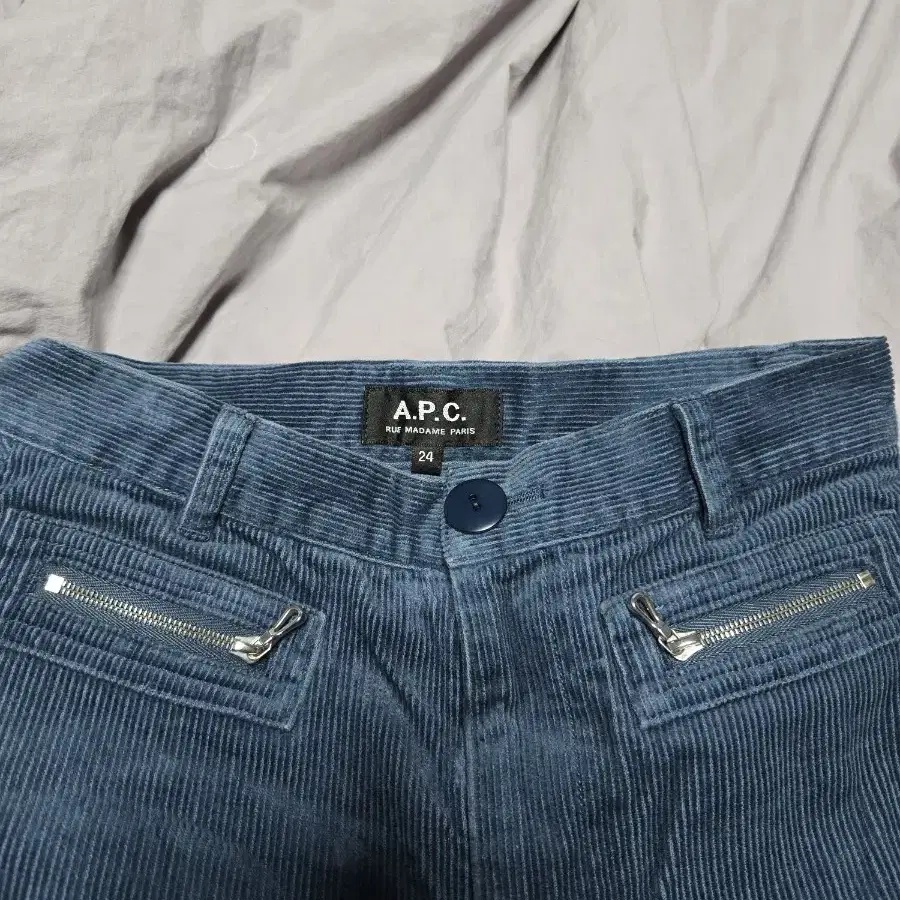 A.P.C 여성 블루 진