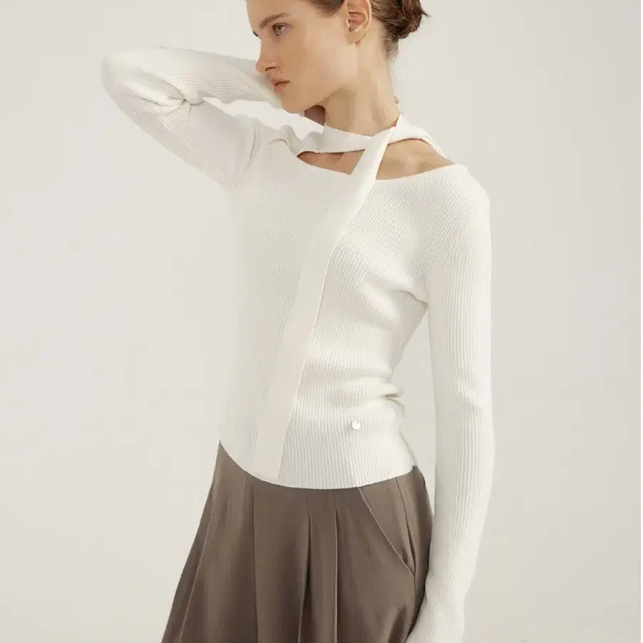 루시르주 Neck Tie Knit(IVORY) free