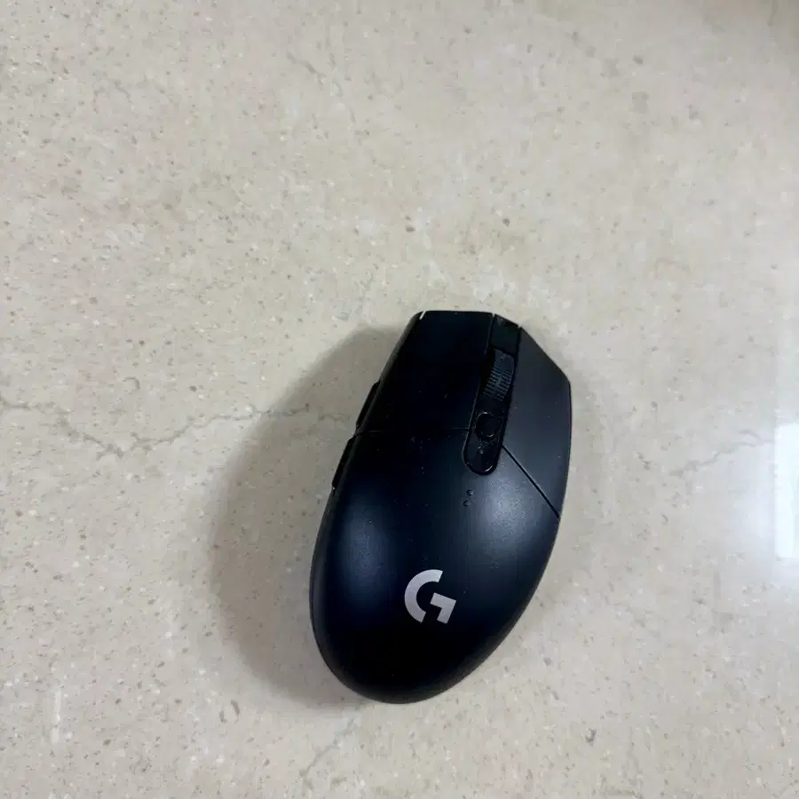 로지텍 G304