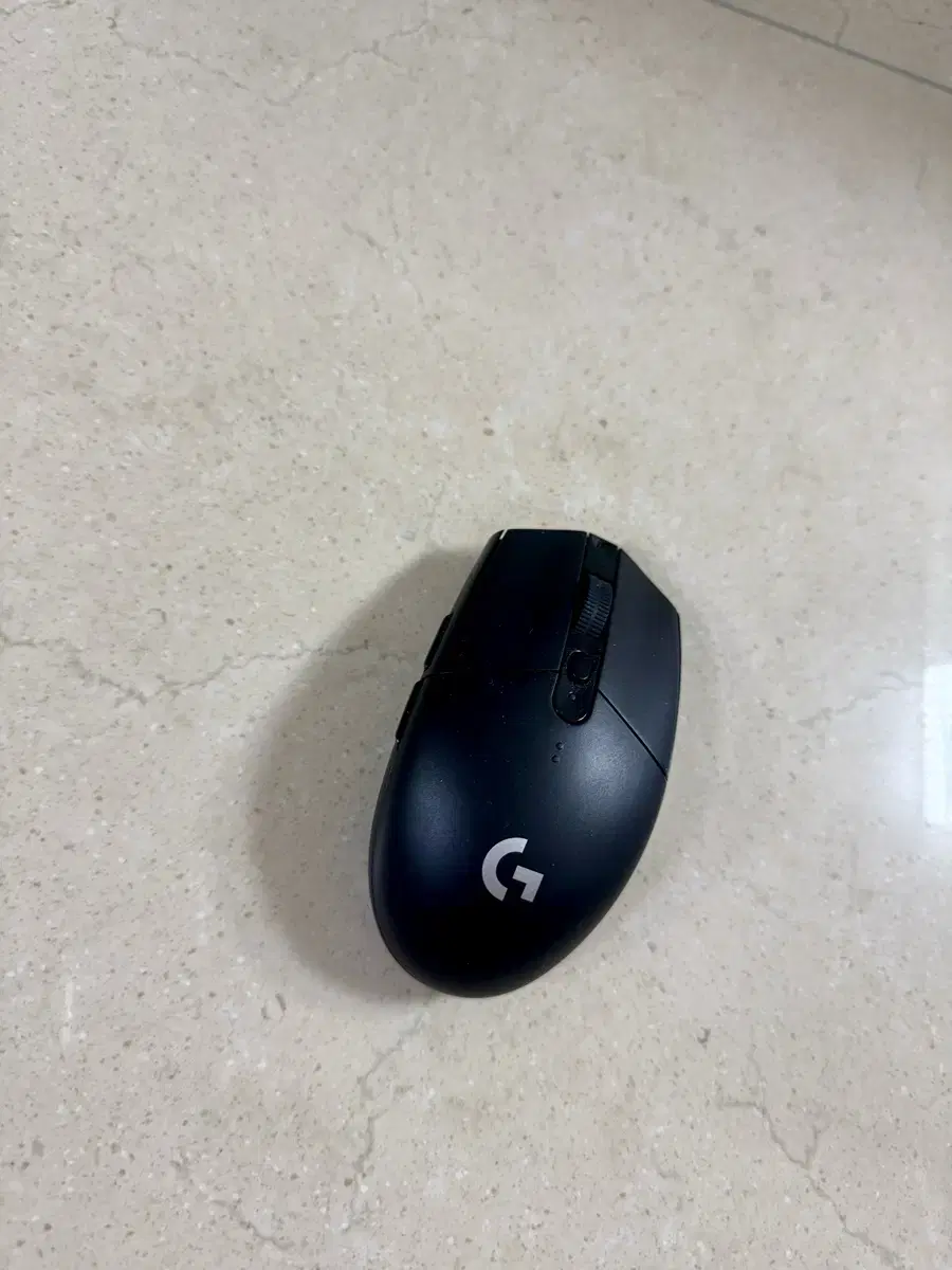 로지텍 G304