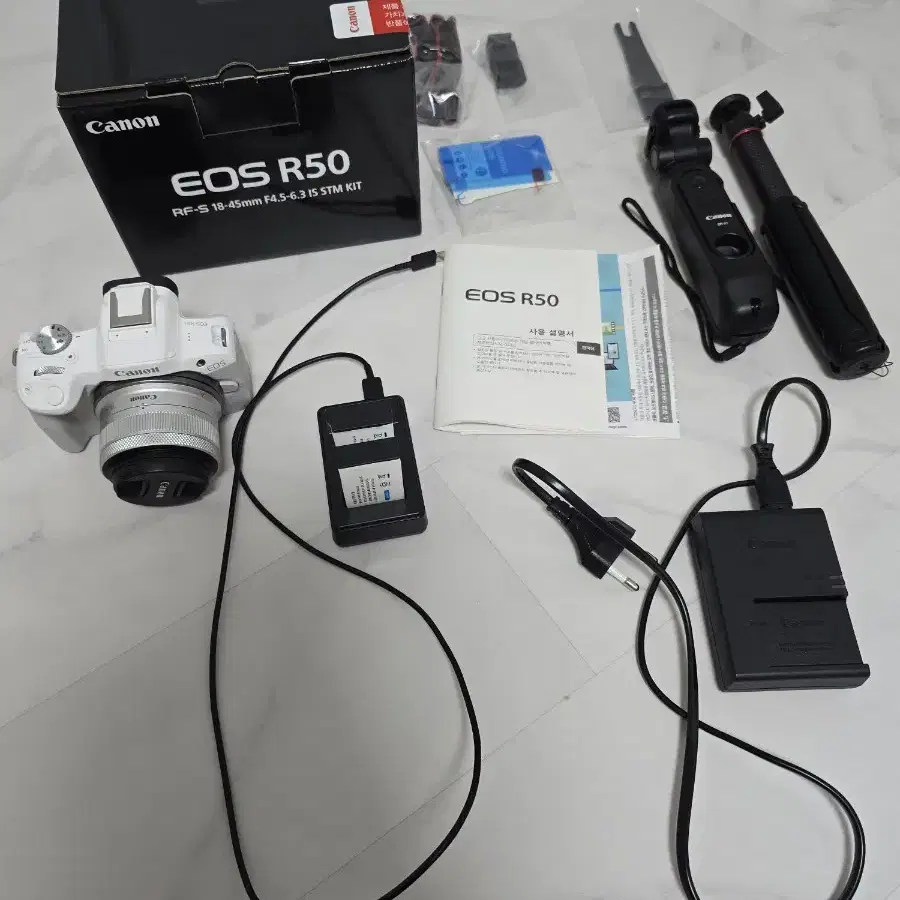 캐논 EOS R50 바디 + 렌즈 + 악세사리 세트(캐논카메라 새상품급)