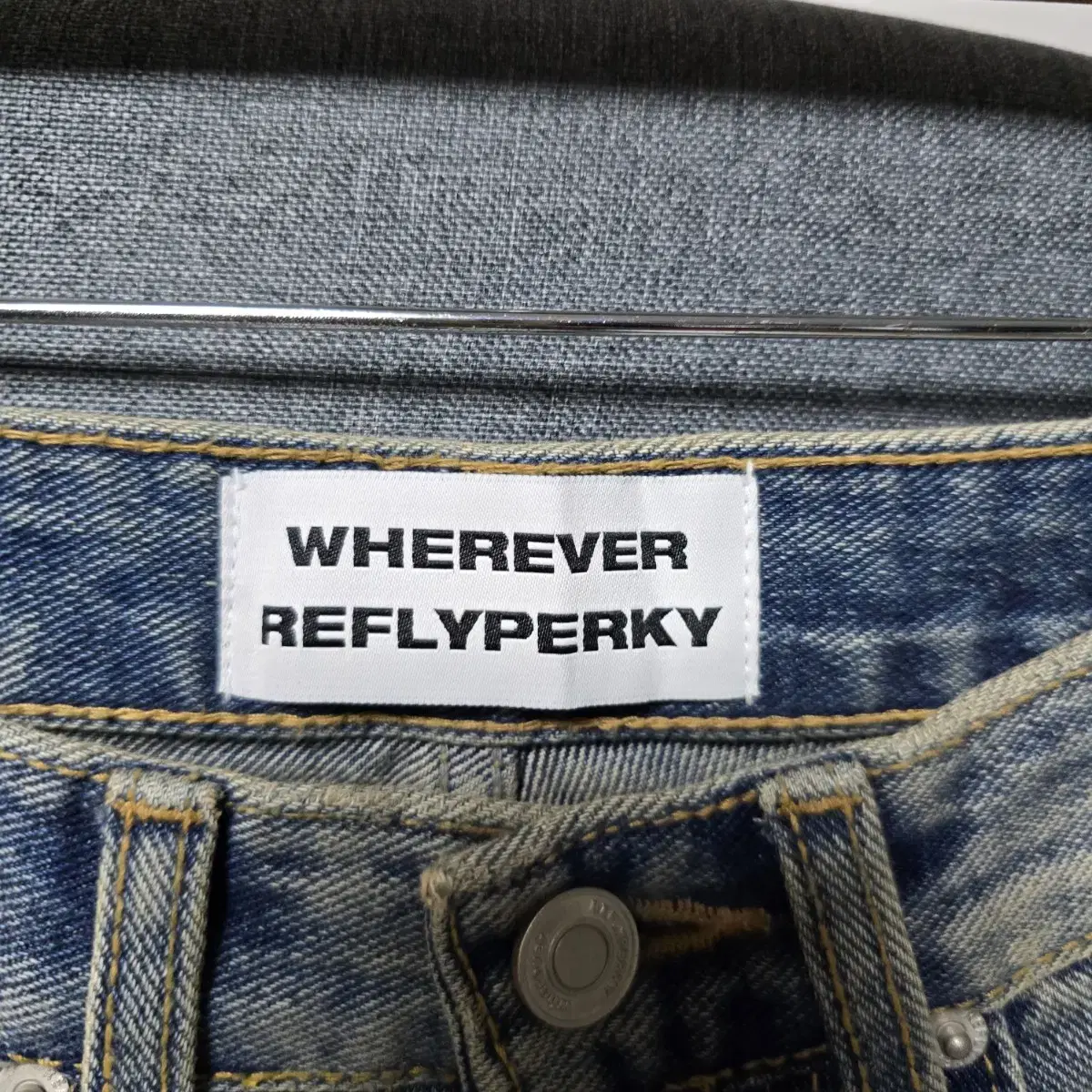 WHEREVER REFLYPERKY 와이드진 27인치