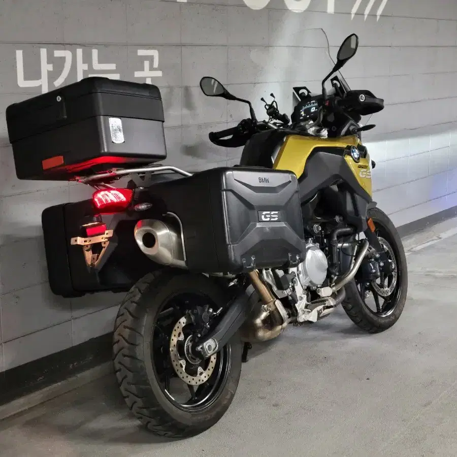 BMW F750GS 짧은 키로수,