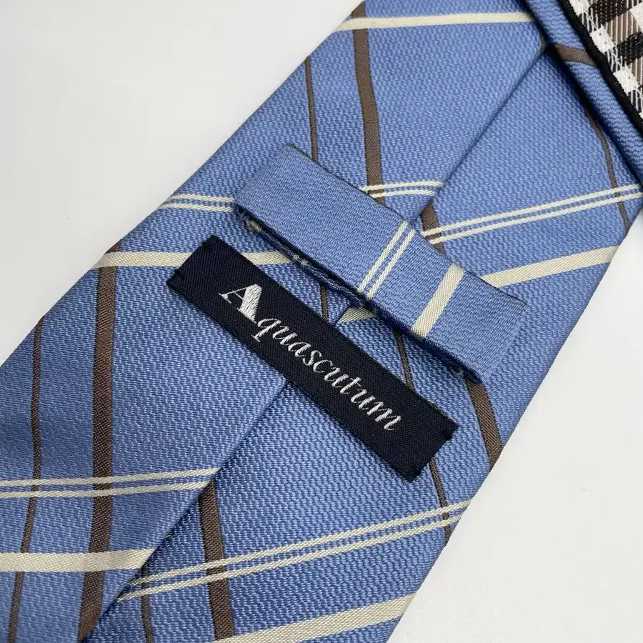 Aquascutum,아쿠아스큐텀넥타이,명품넥타이.