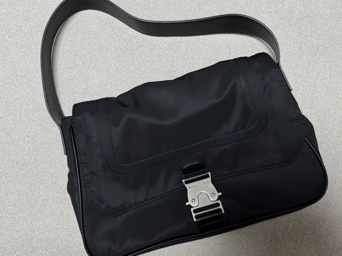 마뗑킴 새상품 MATINKIM 버클백 BUCKLE BAG