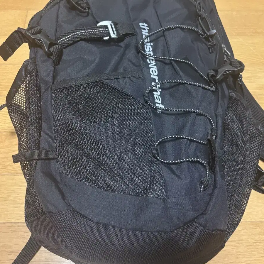 디즈이즈네버댓 백팩 sp-logo field backpack 28