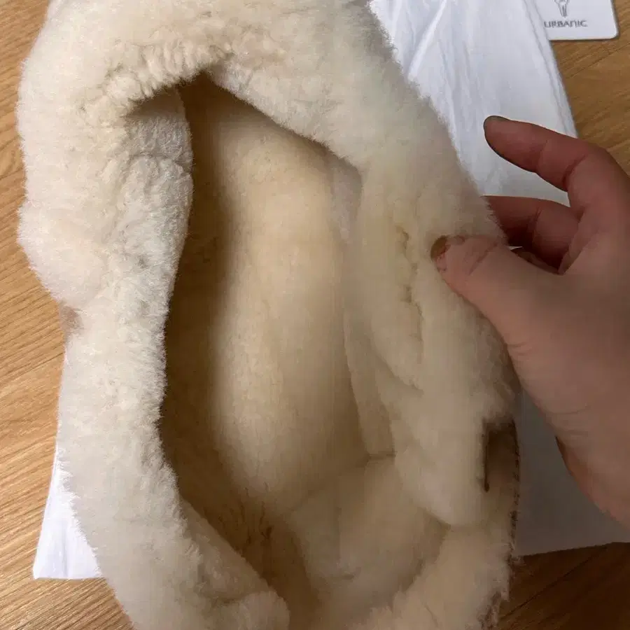 얼바닉30 시어링 투르퍼햇 Shearling Trapper Hat :)