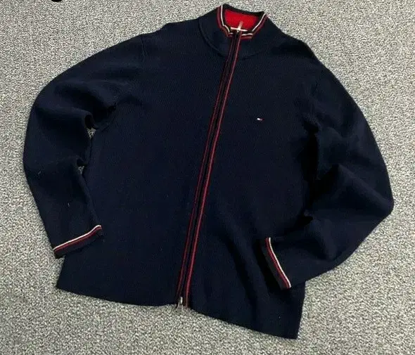 Tommy Hilfiger Knit Up 95