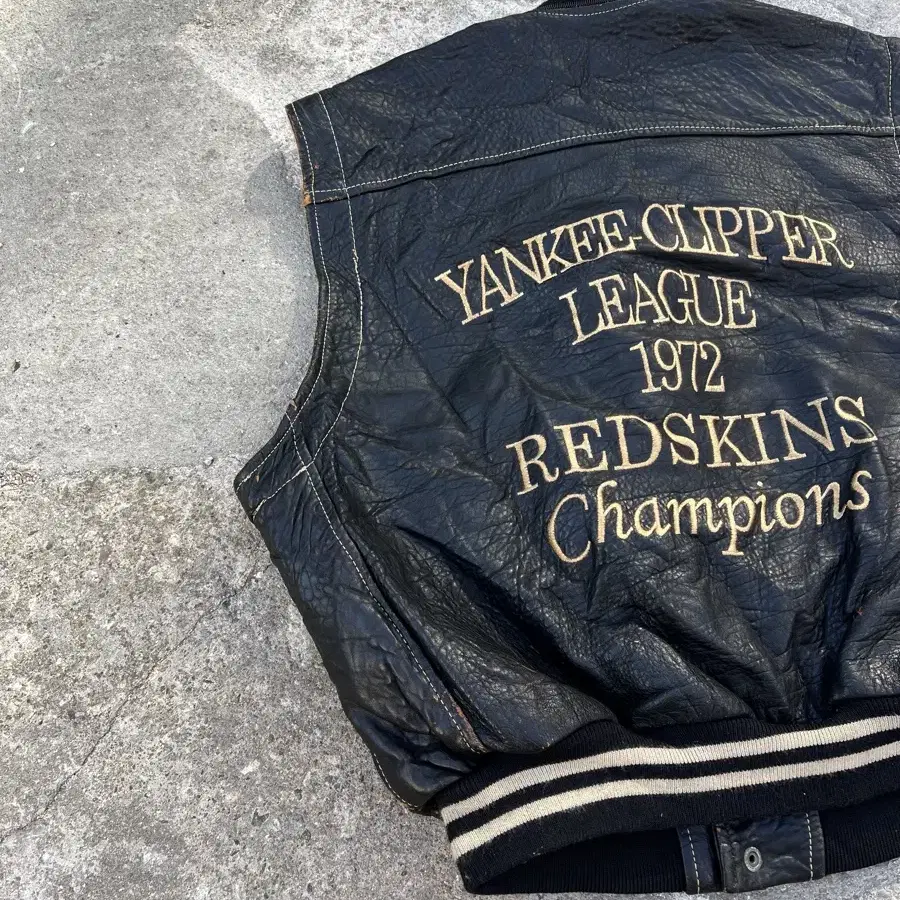 1990s REDSKINS CHAMPIONS LEATHER 가죽베스트