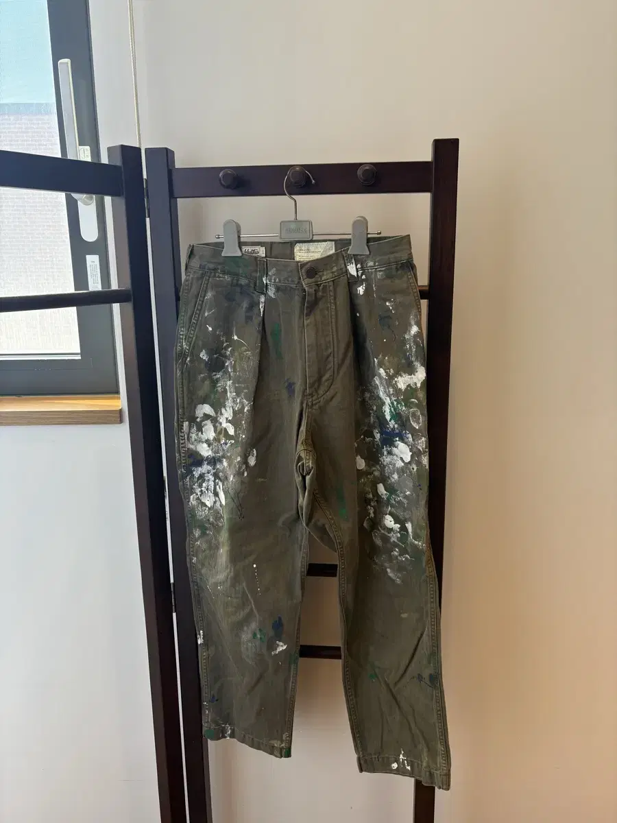 카키스 khakis painted work pant 페인트 워크팬츠