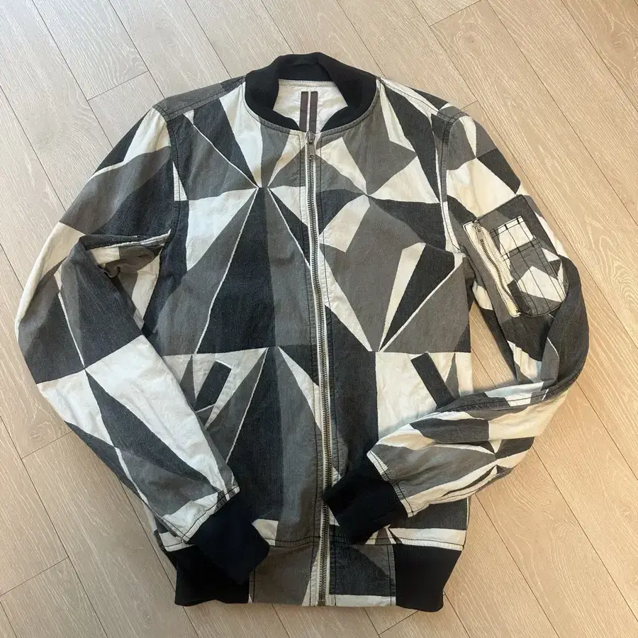 릭오웬스 Rick Owens Camo bomber