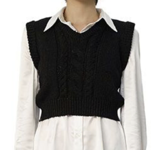 큐리티 C CABLE CROP KNIT VEST_BLACK