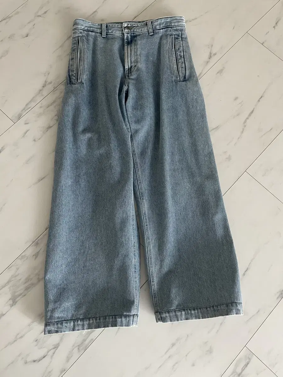 Solid Homme Curved Denim Soft Jeans Size 46