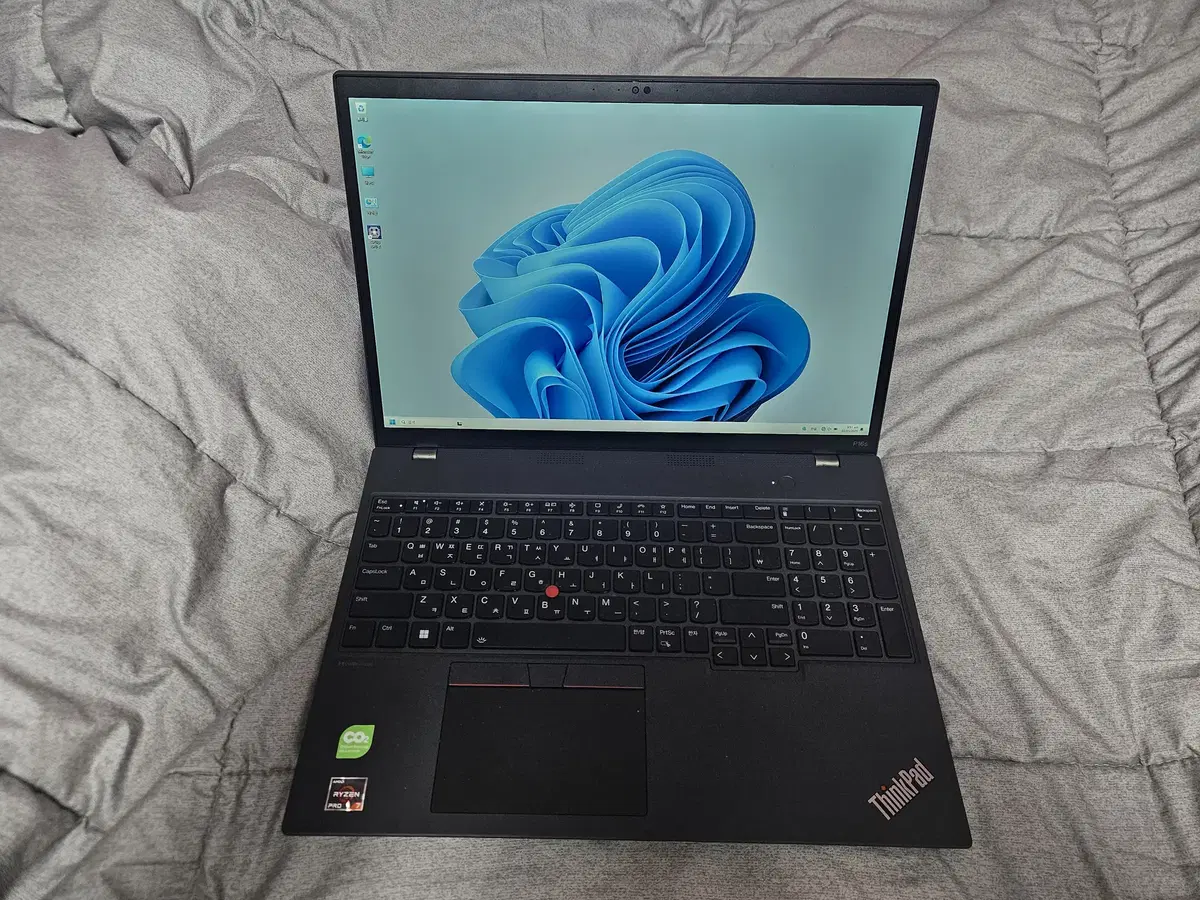 LENOVO Thinkpad P16s gen2팝니다