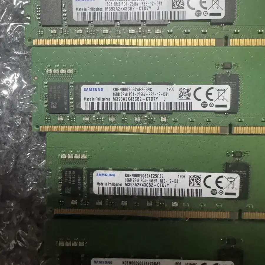 삼성 서버용 메모리 ddr4 2666v 16gb 8장 일괄 판매 합니다