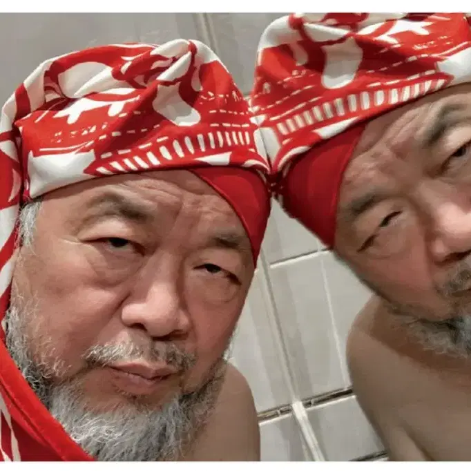 아이 웨이웨이 한정판 Cats & Dogs 스카프 Ai Weiwei