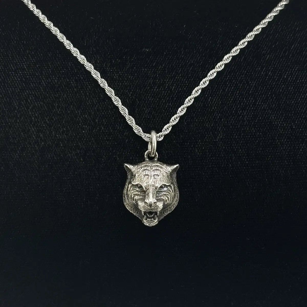 Gucci Feline Head Black Nickel Necklace 4AGUA2289