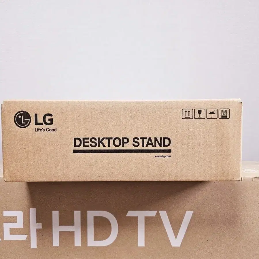 [새상품] LG50인치 UHD SmartTV 24년 10월신품 급처합니다