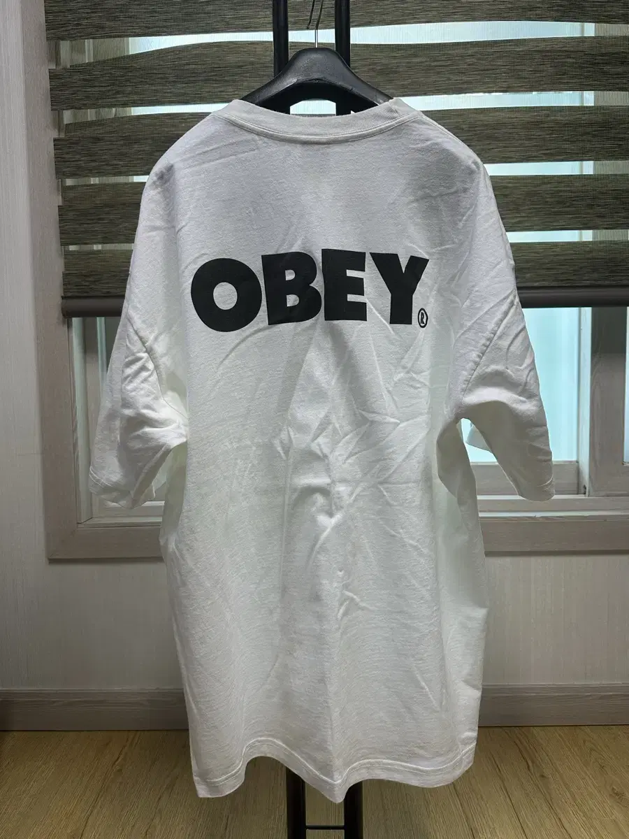 [XXL]오베이 OBEY 로고 반팔 티셔츠 (화이트)