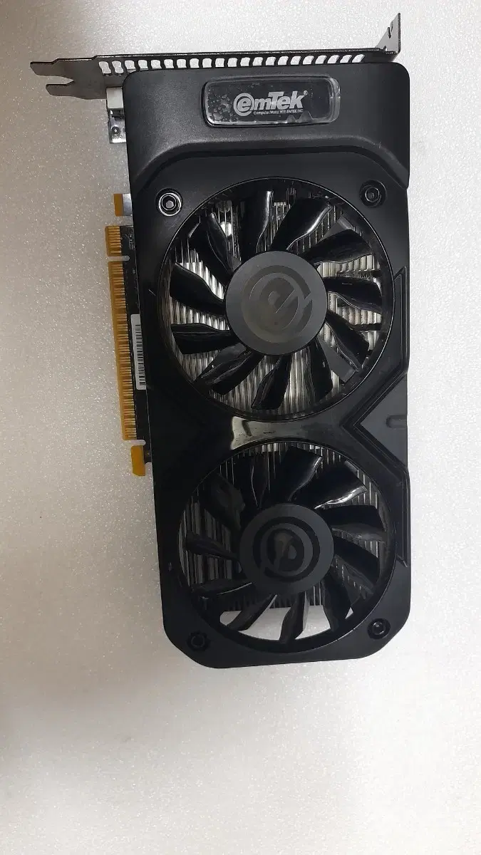 GTX750  2GB 그래픽카드