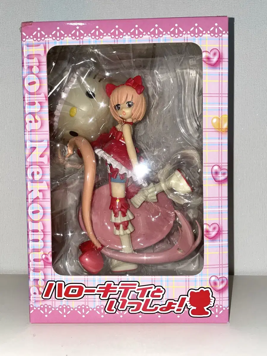 Nekomura Iroha Classic Bishoujo Figure with Hello Kitty Unsealed