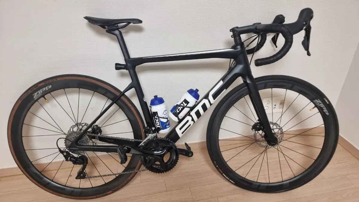 BMC SLR07 디스크 로드자전거 Zipp303s 카본휠 54사이즈